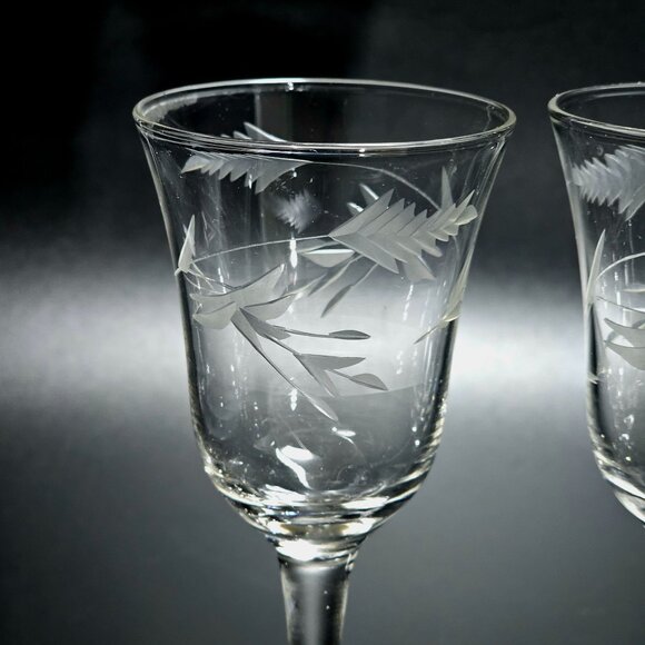2 Weston Art Deco Liquor Cocktail Glasses 5.5" etched flowers 40s elegant glass - Picture 2 of 6